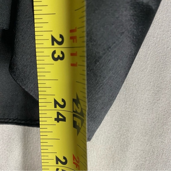 Desjardins Roussin Handmade In Montreal Black Vest Size L Wolf Howling Moon Art - Picture 9 of 9